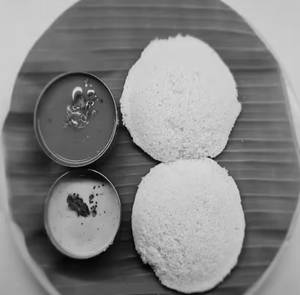 Plain Idli