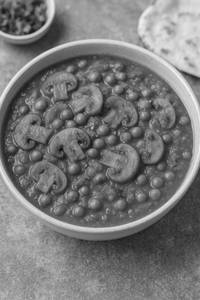 Matar Mashroom