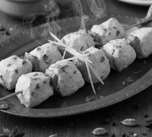 Chicken Reshmi Tikka