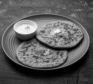 Thalipeeth (2pcs)