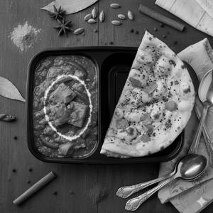 Kadhai Paneer With 2 Butter Naan