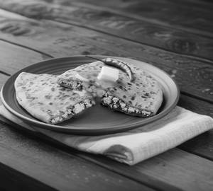 Palak Paneer Paratha