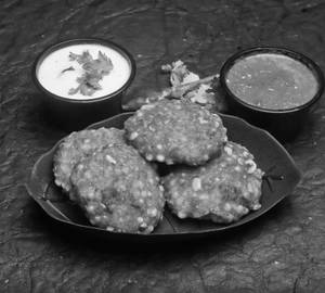 Sabudana Vada With Dahi