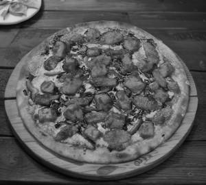 Madam cafe special chicken over load pizza