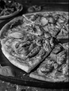 Peri Peri Chicken Pizza