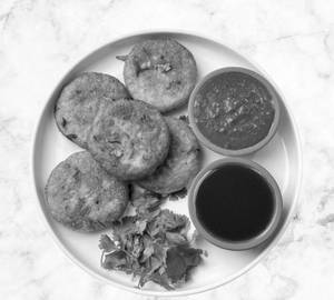 Aloo Tikki Chaat