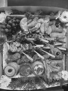 Continental Platter Non-Veg Box