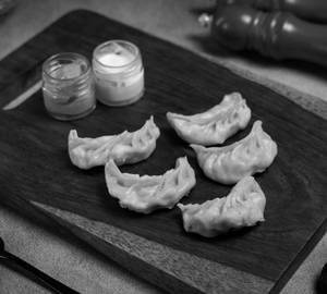 Corn N Cheese Momos 5 Pcs
