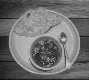 Chilli chicken [2 picesc] +[2 picesc] atta roti 