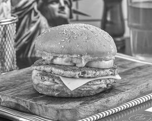 Classic Chicken Smashed Burger