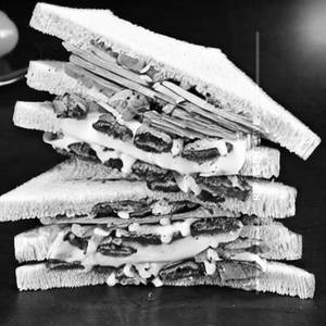 Bombiya Sandwich                            