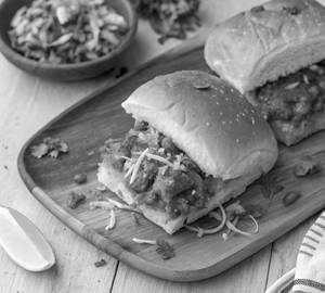 Masala Pav (2 Pcs.)