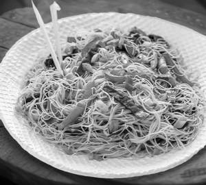 Veg singapuri chowmein