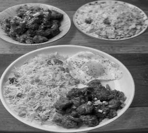 Chilli chicken [2 pieces] and egg rice