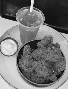Fried Bucket Chicken Wings