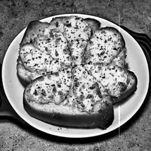 Supreme Garlic Bread
