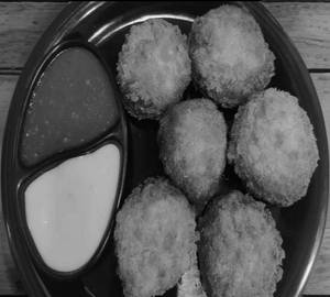Chicken cheese balls [6 pieces]