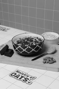 Chocolate Peanut Crunch Overnight Oats