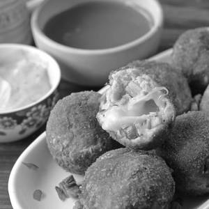 CORN CHEESE BALLS