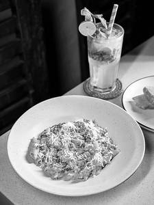 Pink Sauce Pasta Jain