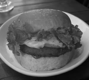 Classic Chicken Cheese Burger