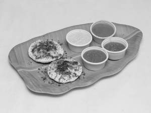 Ghee karam idli [4 pieces]