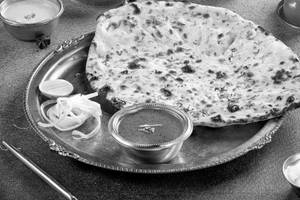 Tandoori Cheese Naan With Gravy [NEW]