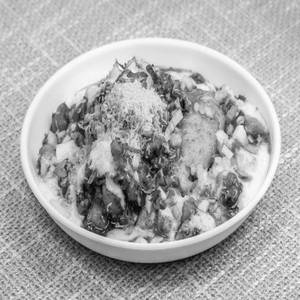 Aloo Tikki Chaat