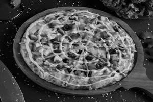 Chicken Tikka Pizza