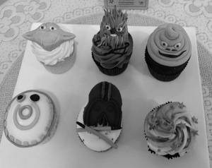 Cute Scary Cupcakes Box [6 Pcs]