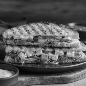 Paneer Sandwich- 2 Pieces