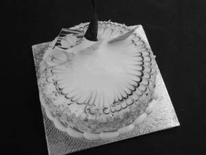 Honey almond cool cake