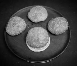 Pyaaz Kachori