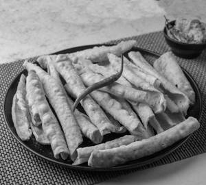 Fafda Ghatia ( 200 Grams )
