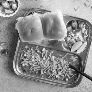 Misal pav