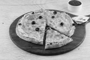 Cheese Margherita Pizza