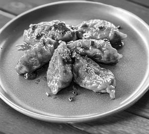 Garlic Chicken Pan Sauce Dimsum