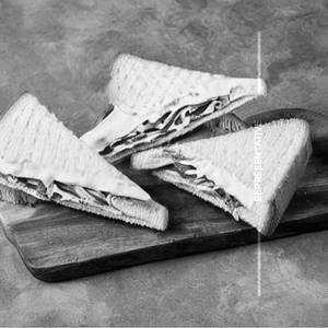 Lays Cheese Sandwitch