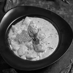 Pesto Gnocci In Del Barone