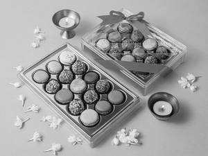 Macaron Truffle Combo
