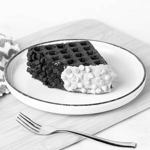 Dark & White Match