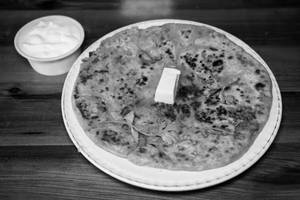 Wheat paneer paratha