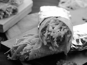 Veg Noodles Roll