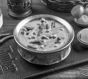 Navratan Curry