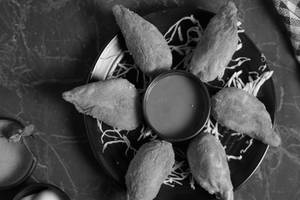 Kurkure Paneer Momos[8 Pcs]