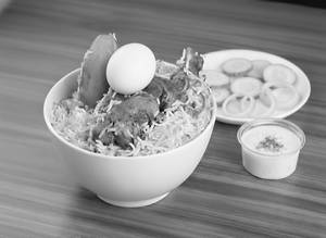 Egg Chicken Dum Biryani [Serves 1]
