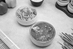 Schezwan Sauce Combo- Chilly Garlic Noodles