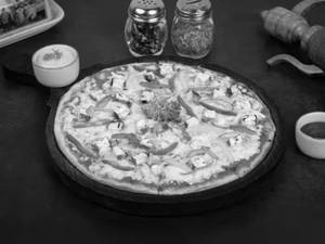 Makhani Paneer Pizza