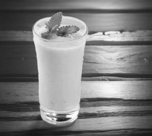 Banana lassi