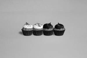 Red Velvet Cupcakes (2 Pcs) + Double Chocolate Cupcake (2 Pcs)